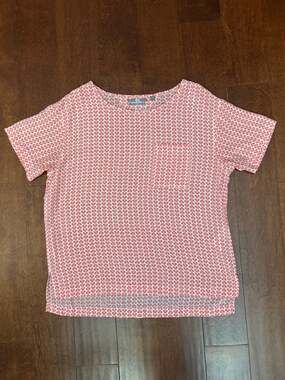Uniqlo 100% Silk Oversized Boxy Short Sleeve Top, Pink Heart Print, Size Small